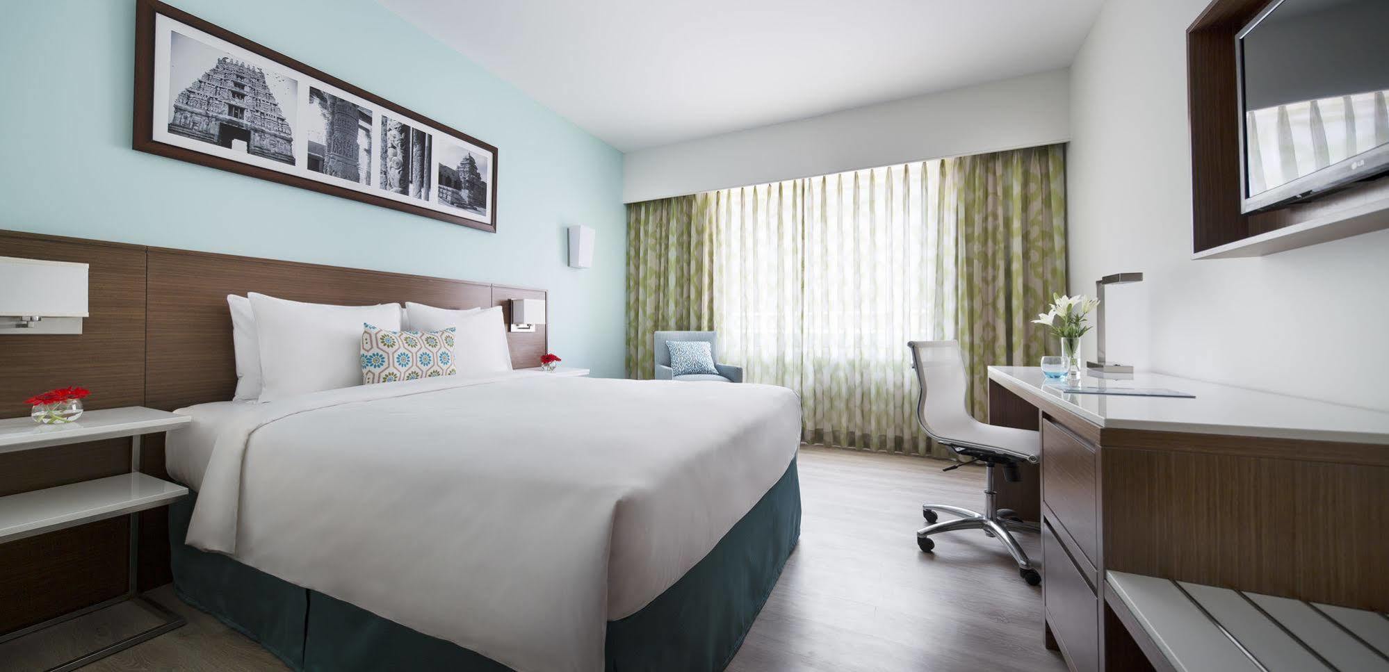 Fairfield By Marriott Bengaluru Rajajinagar Hotel Exterior photo